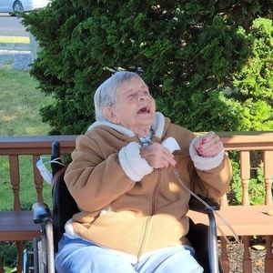 Meet your Posher, Sandy